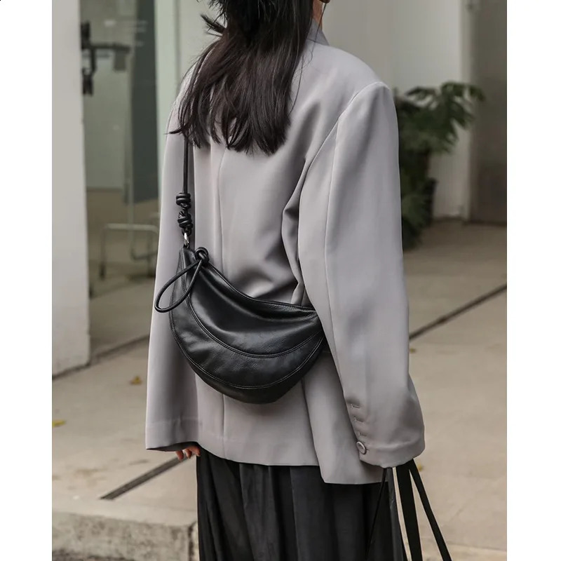 Korean Casual Sheepskin Women Shoulder Hobo Dumpling Bag 100% Natural Genuine Leaher Female Crossbody Saddle for Ladies 240722