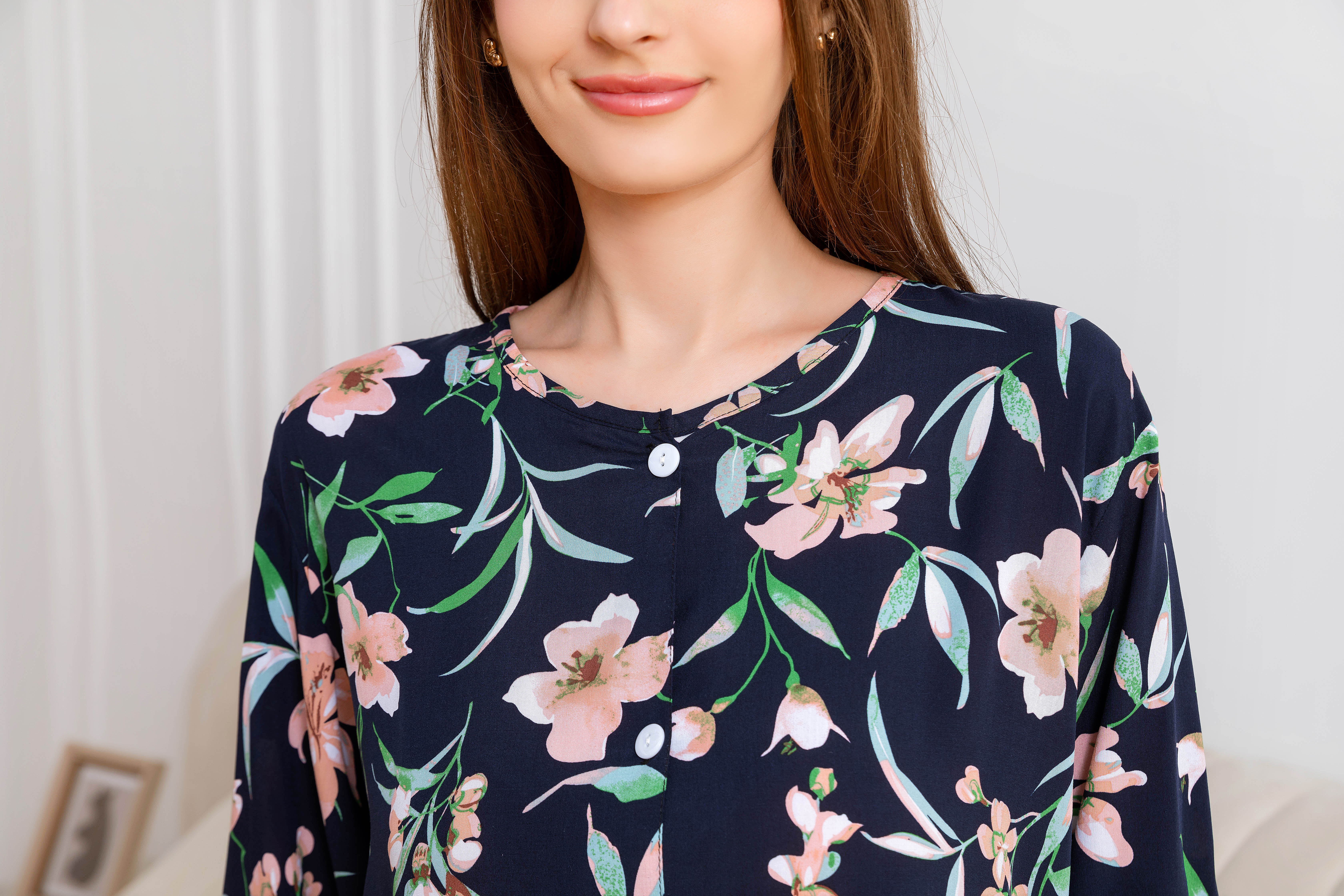 Women's Home Clothes, Pajamas, Black Bottom, Gardenia Flower Pants Set C208