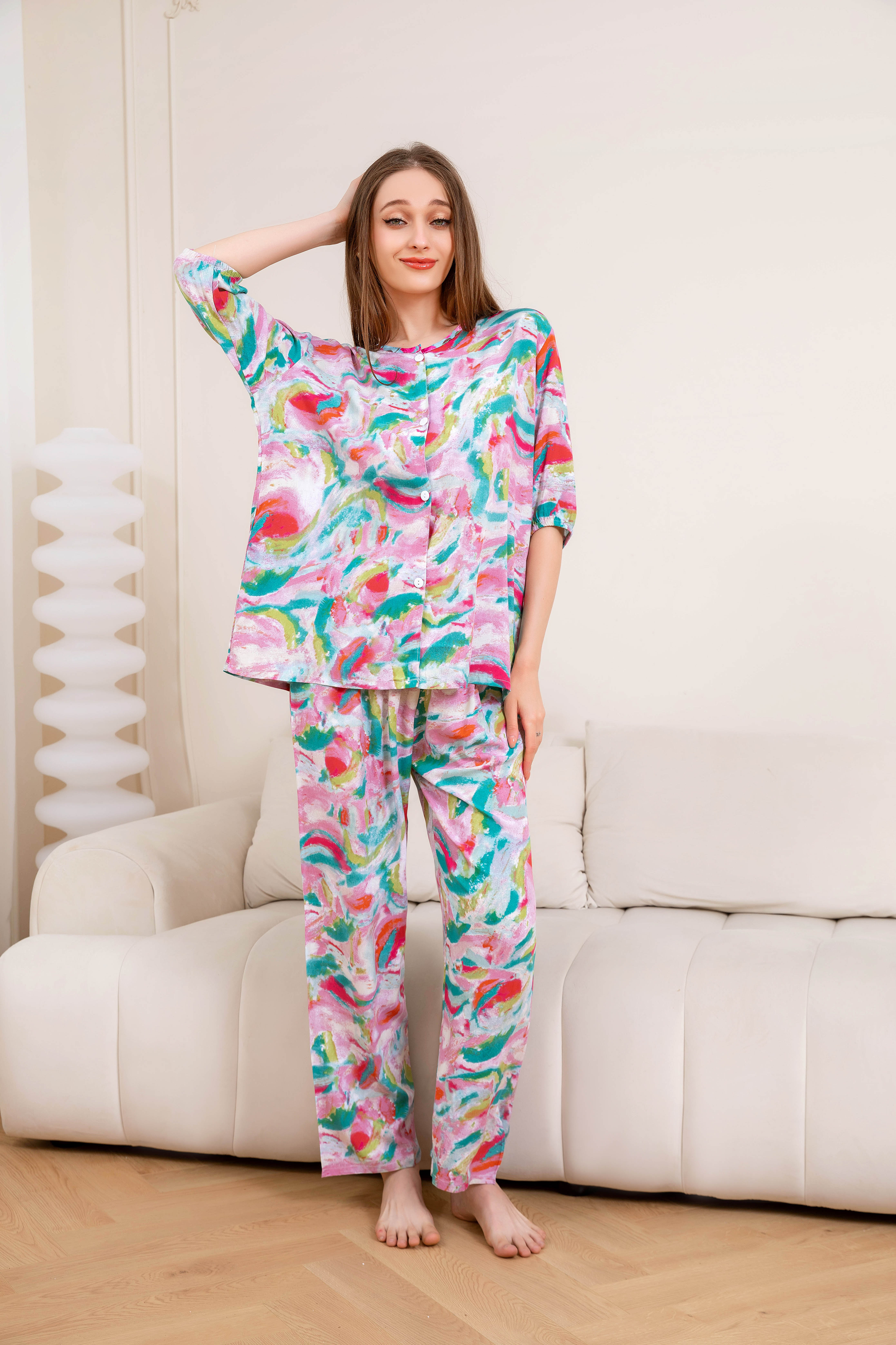 Women's Home Clothes, Pajamas, Red and Green Graffiti Pants Set C212