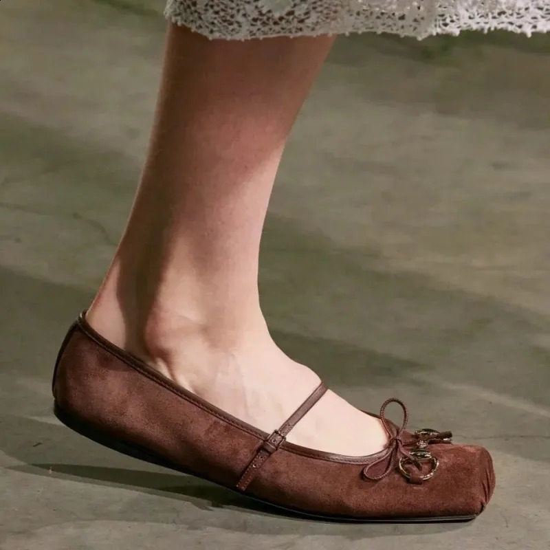 Estate Nuove Donne Balletto Scarpe Piatte Moda Testa Quadrata Comoda Mary Jane Studente 34-44 Grandi Scarpe Piatte 240719