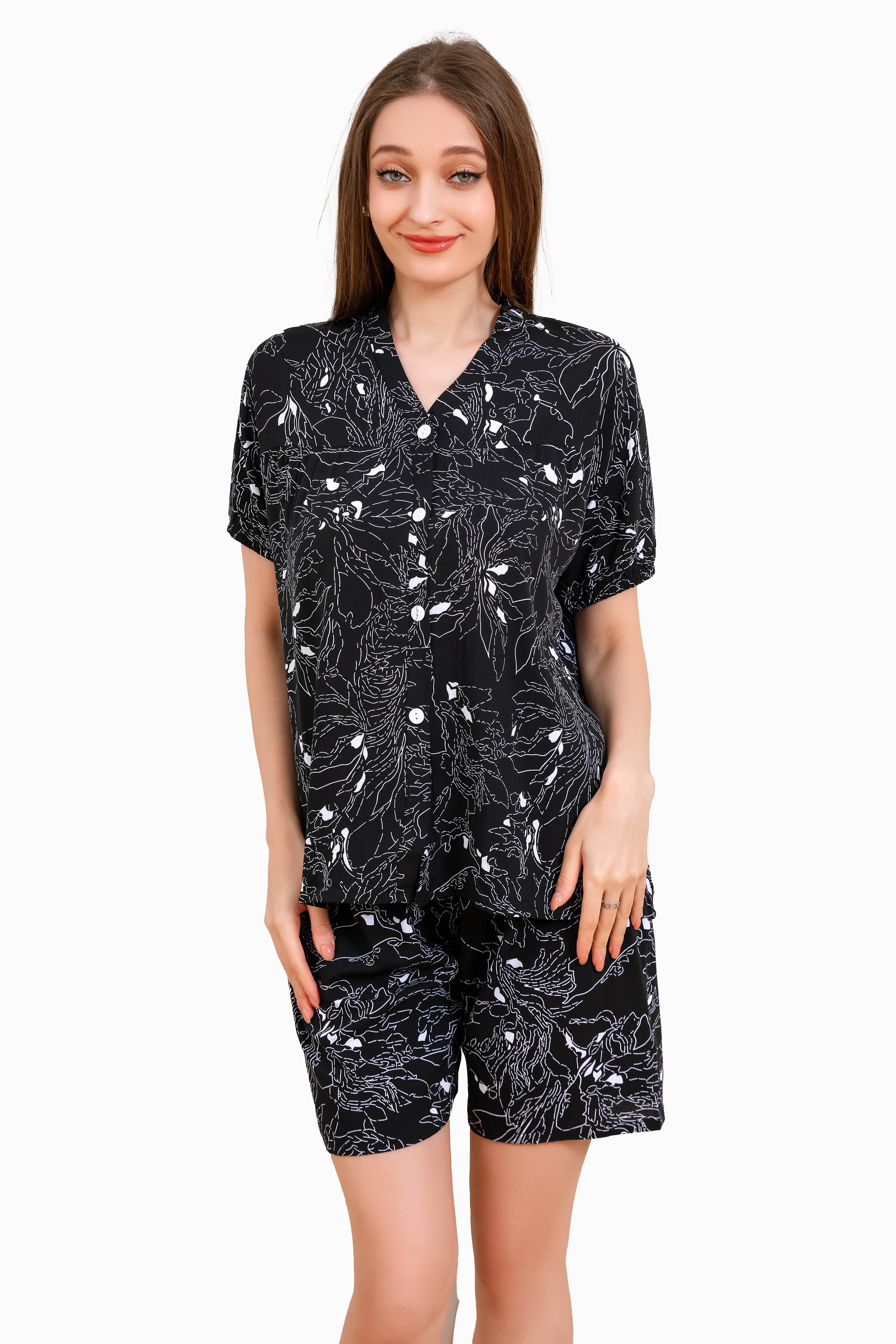 Women's home clothes, pajamas, black background, white leaf shorts set D209