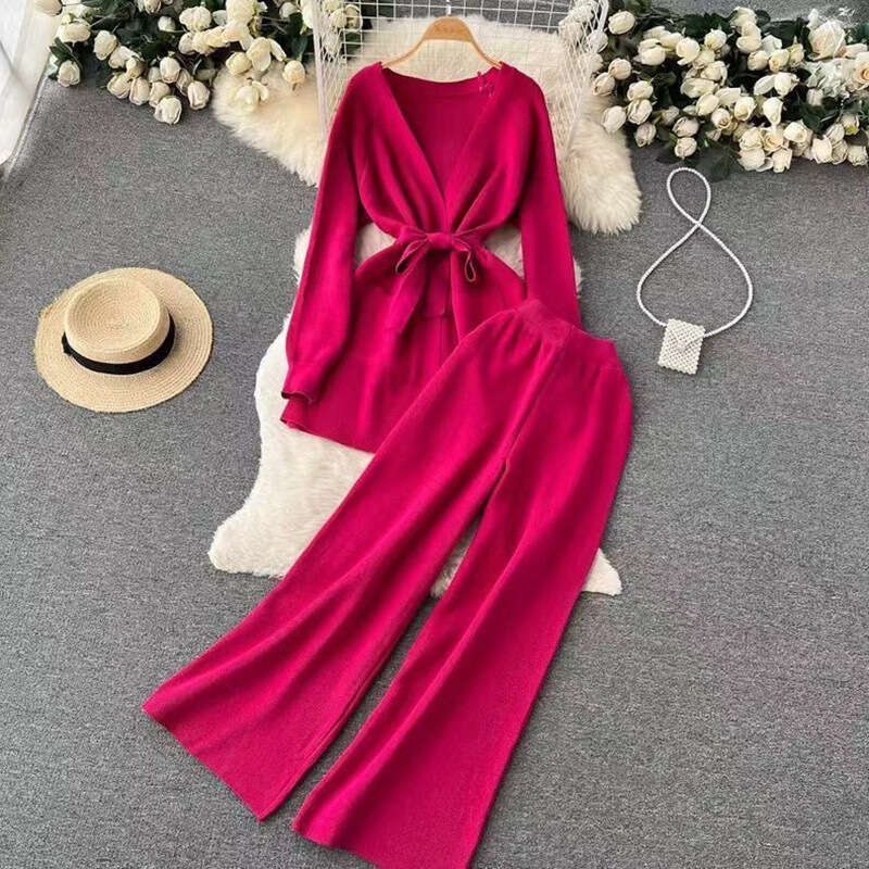 Fashionable Western Style, Slimming and Age Reducing Knitted Two-piece Set of Small Fragrant Wide Leg Pants Bifurcated Self-cultivation Novelty High W