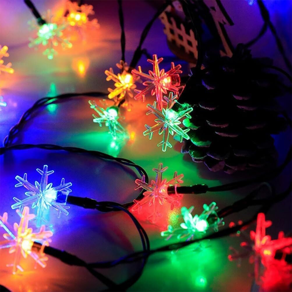 LED Solar Snowflake Waterproof String Lights Outdoor Garden Balcony Decoration String Lights