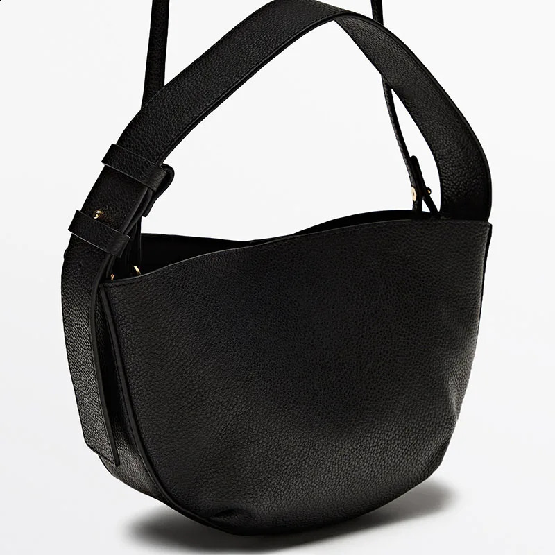 LINJER STRICKLIN Womens fashion bags Genuine Leather Retro Casual Shoulder Crossbody Cowhide Simple Half Moon hand 240722