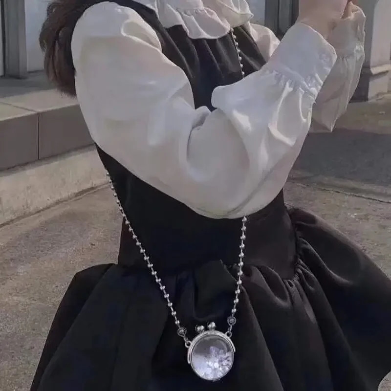 Mini bag womens crystal round chain sequin fashionable buckle transparent shoulder handbag decorative 240723Zl