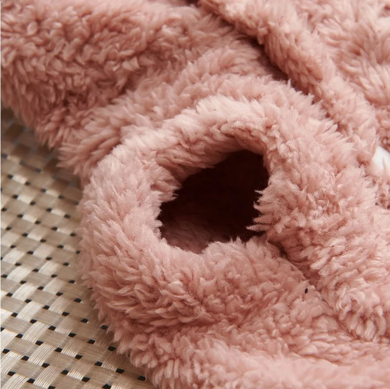 Fleece Dog Hoodie Winter Pet Dog Clothes for Dogs Coat Jacket Soft Ropa Perro French Bulldog Clothing for Dogs Pets Clothing Pug 240722
