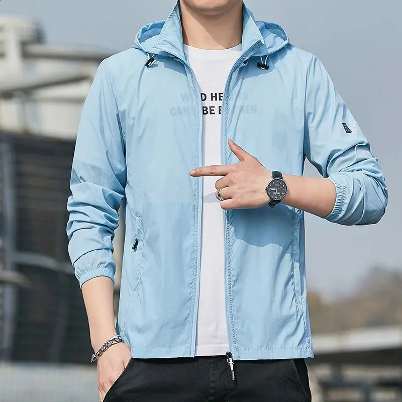 Summer Sun Protection Skin Coats Men Ultra-Light Sportswear Hooded Outwear Men Windbreaker Casual Solid Color Jackets T196 240816