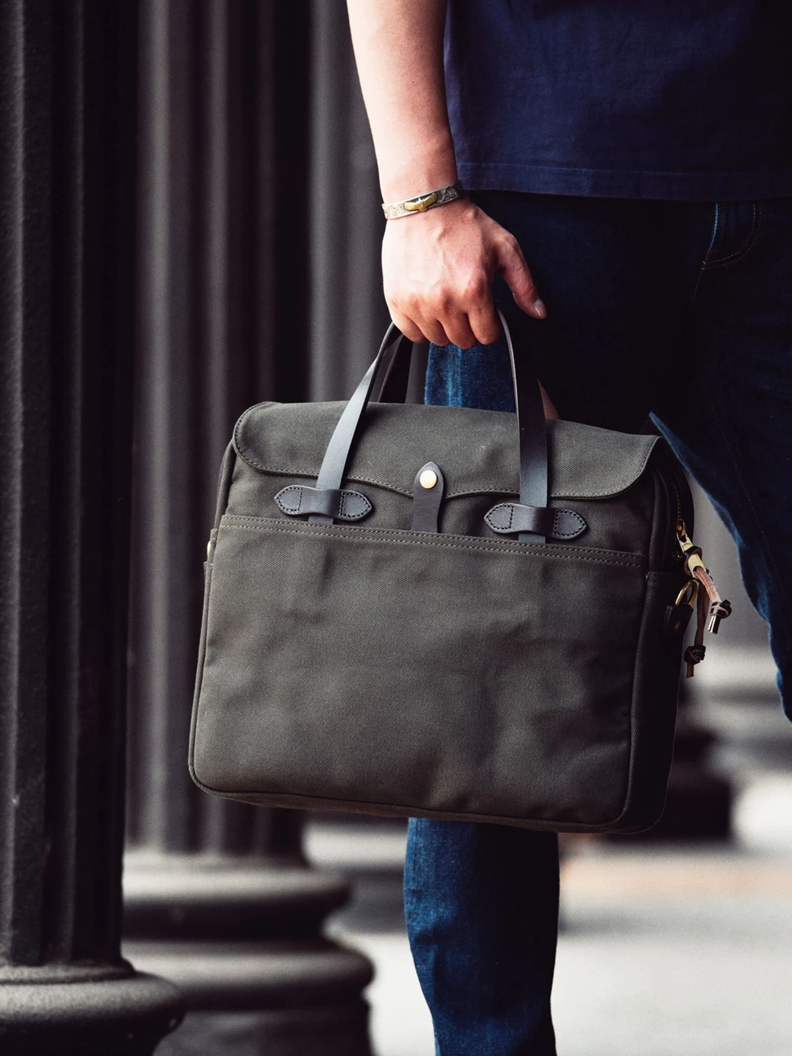 Tailor o American Vintage Mens Business Briefcase S ize 40*30*10cm Heavy Duty Oil Waxed Canvas 70256 Tote 15 Computer Bag 240821