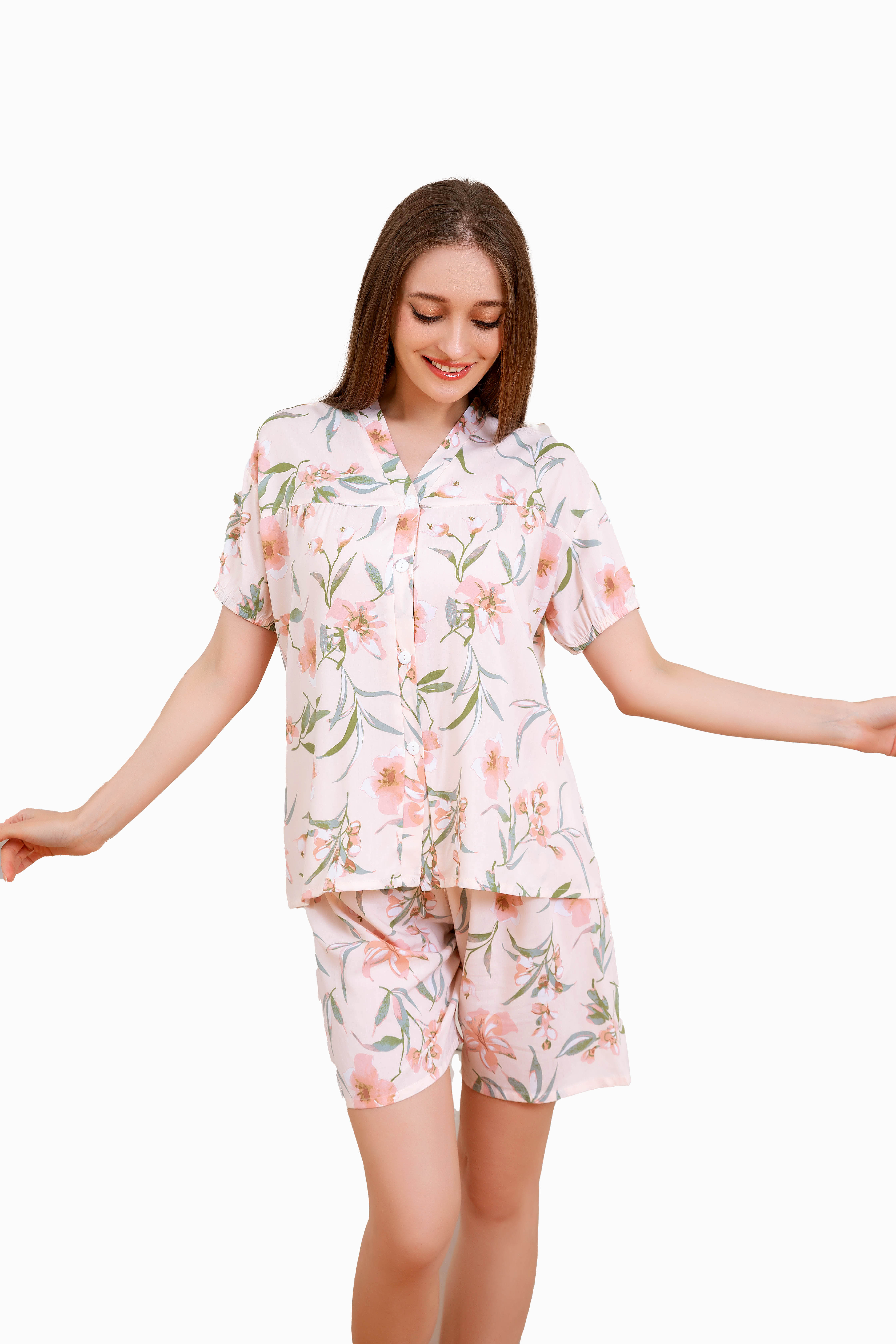 Women's home clothes pajamas foundation make-up gardenia shorts set D212