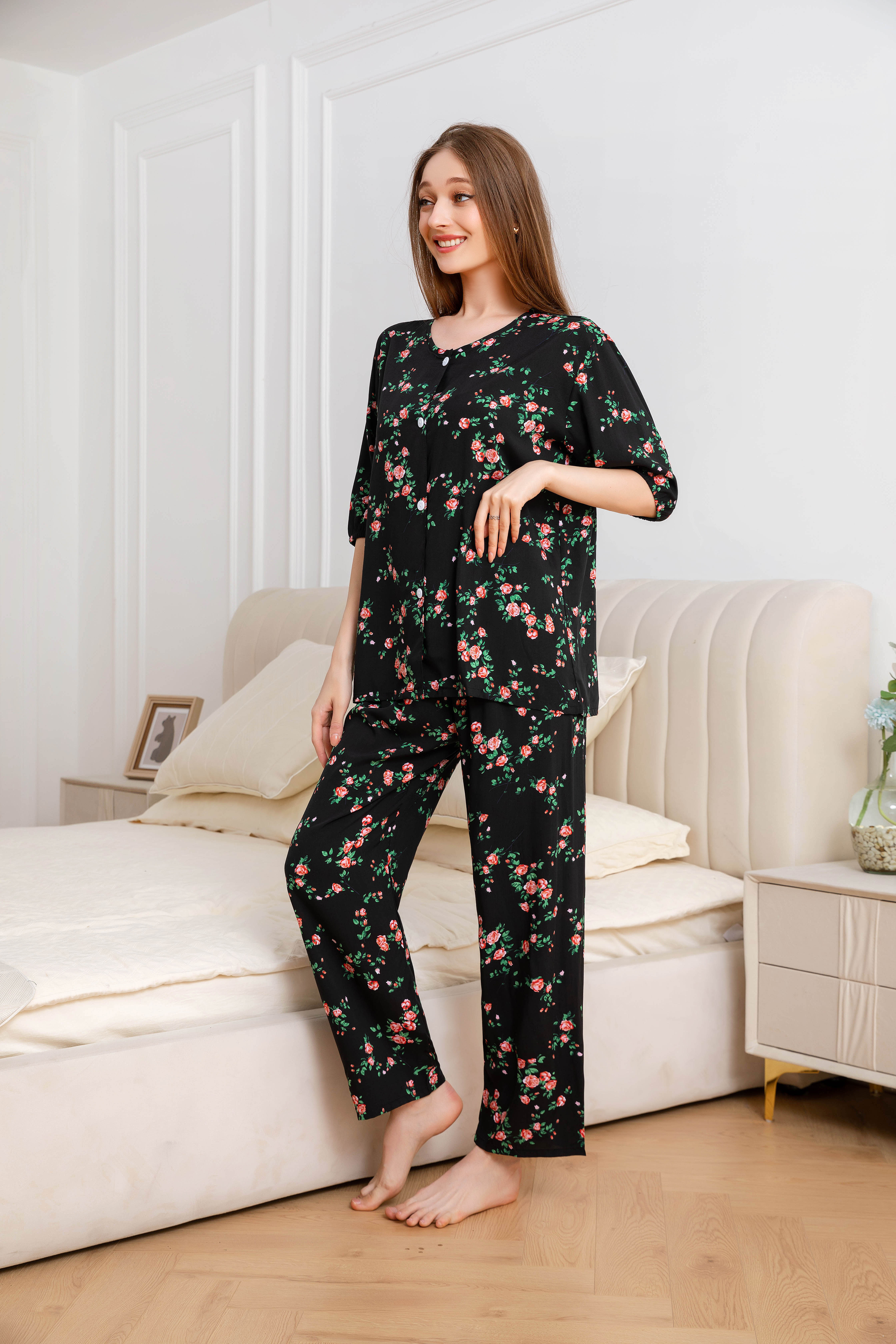 Women's Home Clothes Pajamas Black Bottom Little Rose Pants Set C202