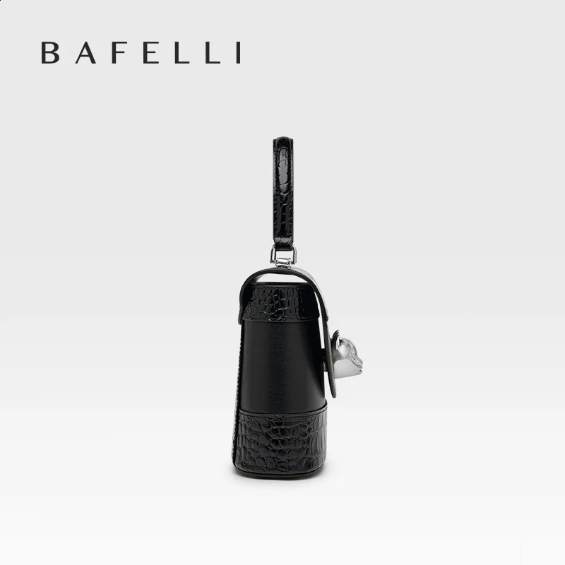 BAFELLI HANDBAG Womens CROSSBODY LEATHER PURSE EVENT BAG CROSSDILE GRAIN NER BUCKET CAT E FASHION 240724