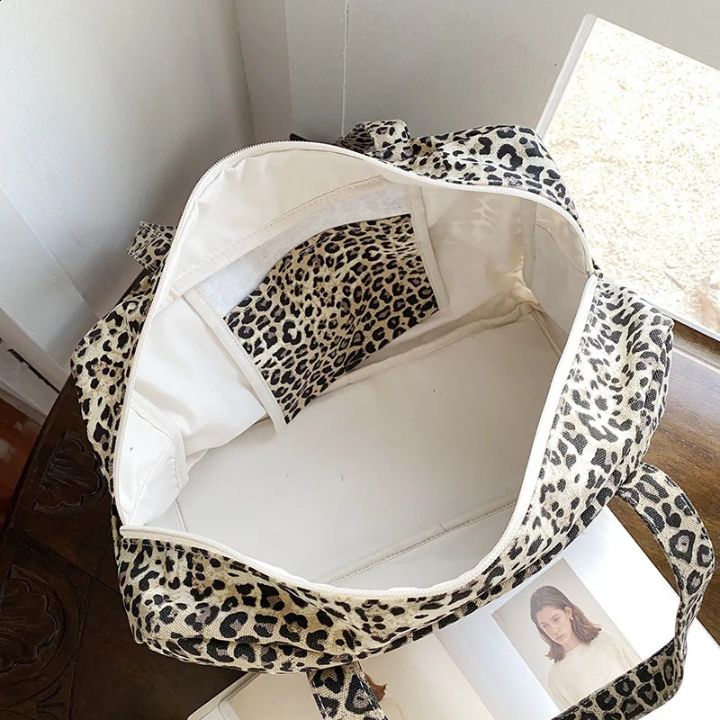 Leopard Pattern Womens Canvas Shoulder Bag Casual Simple Large Capacity Shopping Travel Handbag 240723ZYl