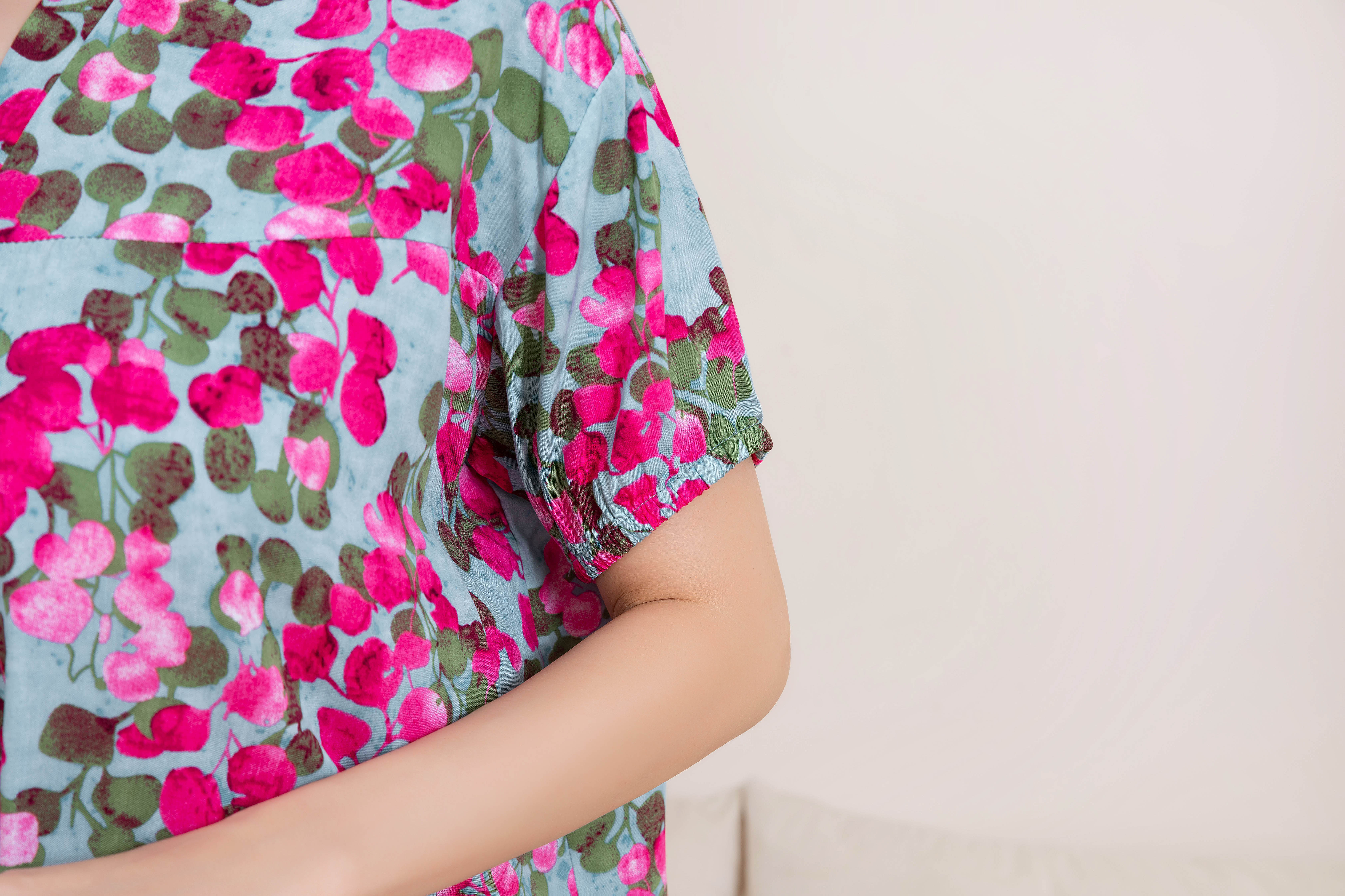 Women's Home Clothes Pajamas Rose Red Leaf Shorts Set D210