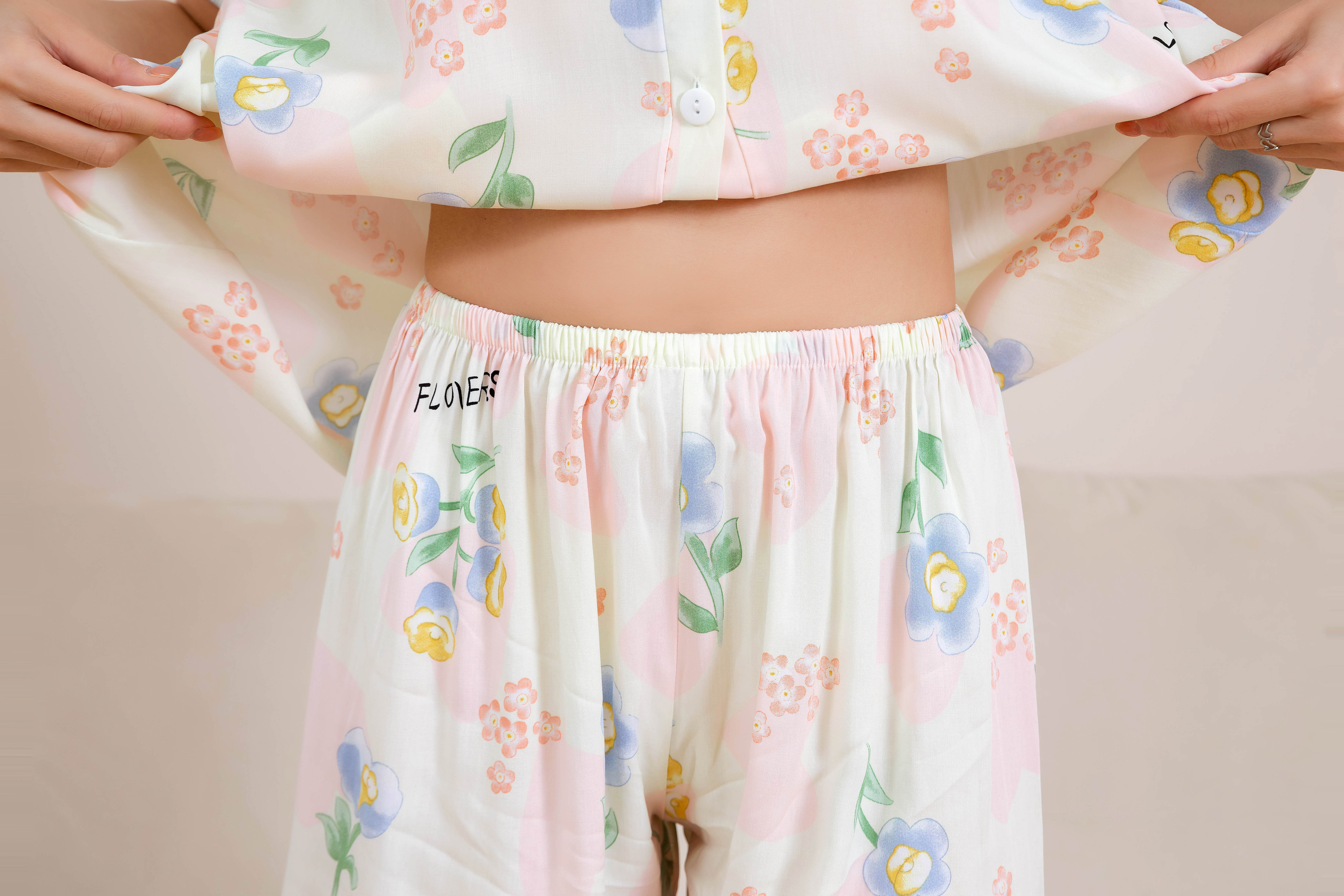 Women's Home Clothes Pajamas Blue Green Leaf Lily Shorts Set D214