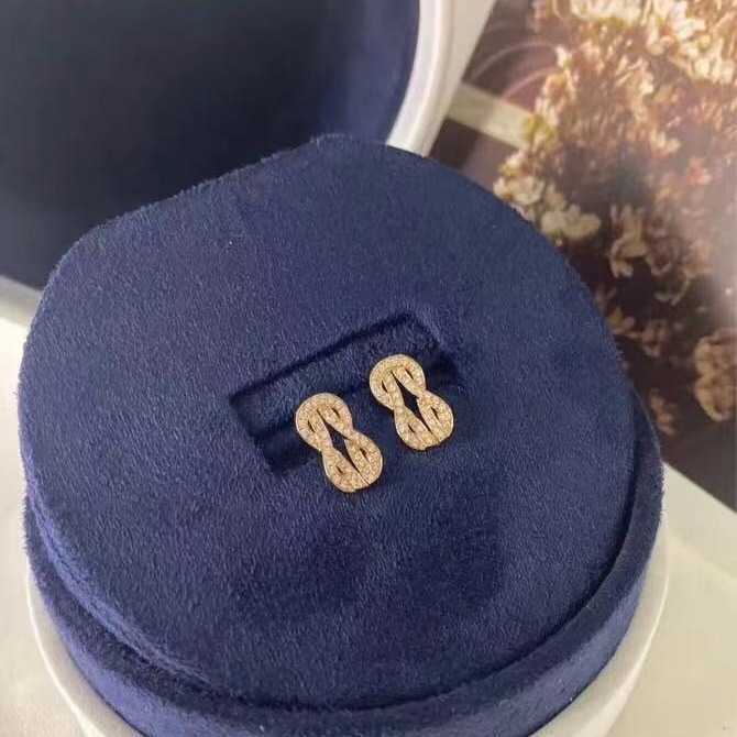 Stud Fashionable Fei Jia Horseshoe Inlaid with Diamonds V Gold Thickened Plating 18K Rose Gold Starry Sky Earrings J240719
