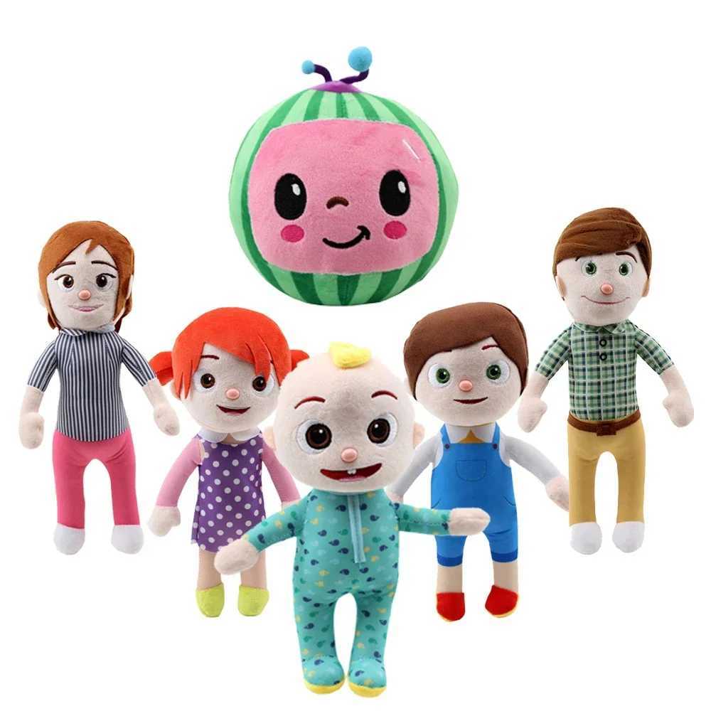 Stuffed Plush Animals Hot 20cm cocomeloned plush doll cartoon family JJ dad mom sister stuffed soft plush childrens gift H240710