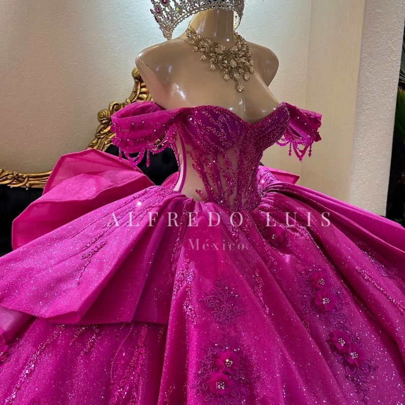 Rose Red Shiny Off The Shoulder Crystal Beading Ball Gown Quinceanera Dresses Appliques Lace Beads Bow Tull Ribbons Corset Vestido De 15