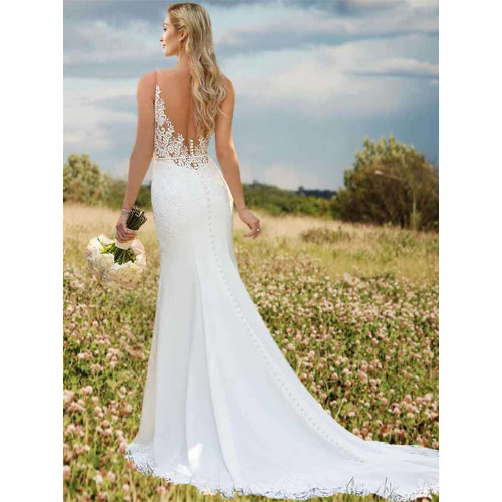 Sexy Mermaid Wedding Dresses V Neck Bride Gowns Sleeveless Bridal Robes Appliques Buttons Backless Lace Charming