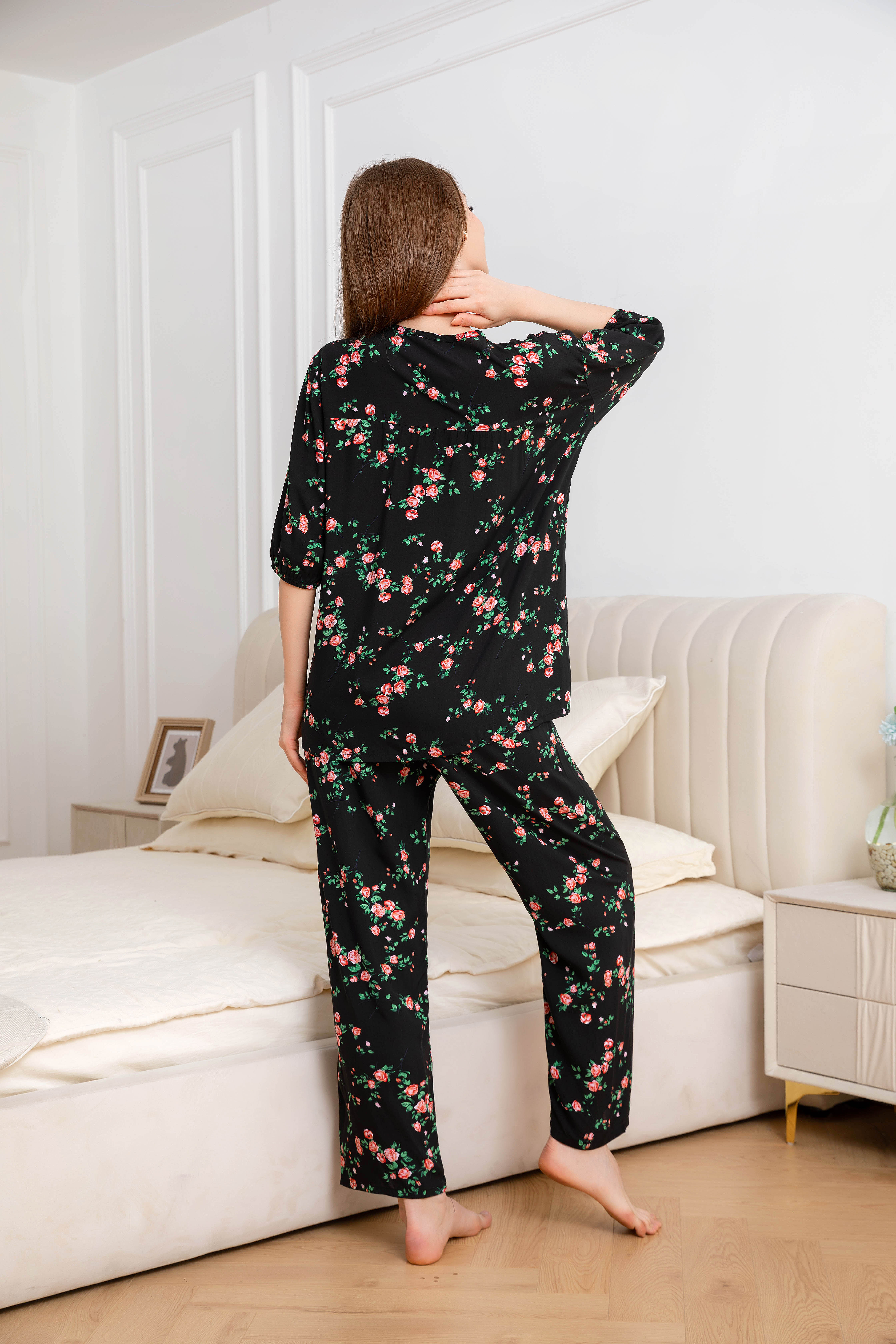 Women's Home Clothes Pajamas Black Bottom Little Rose Pants Set C202