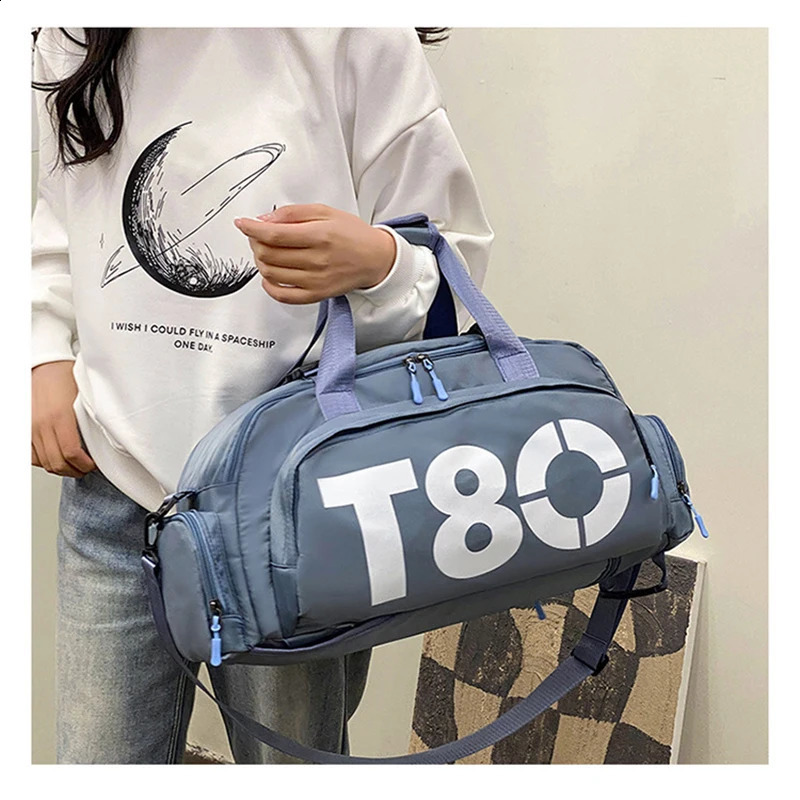 Womens handbag T80 gym sports backpack mens fitness travel shoes shoulder luggage cross body portable Boston bag 240723Zl