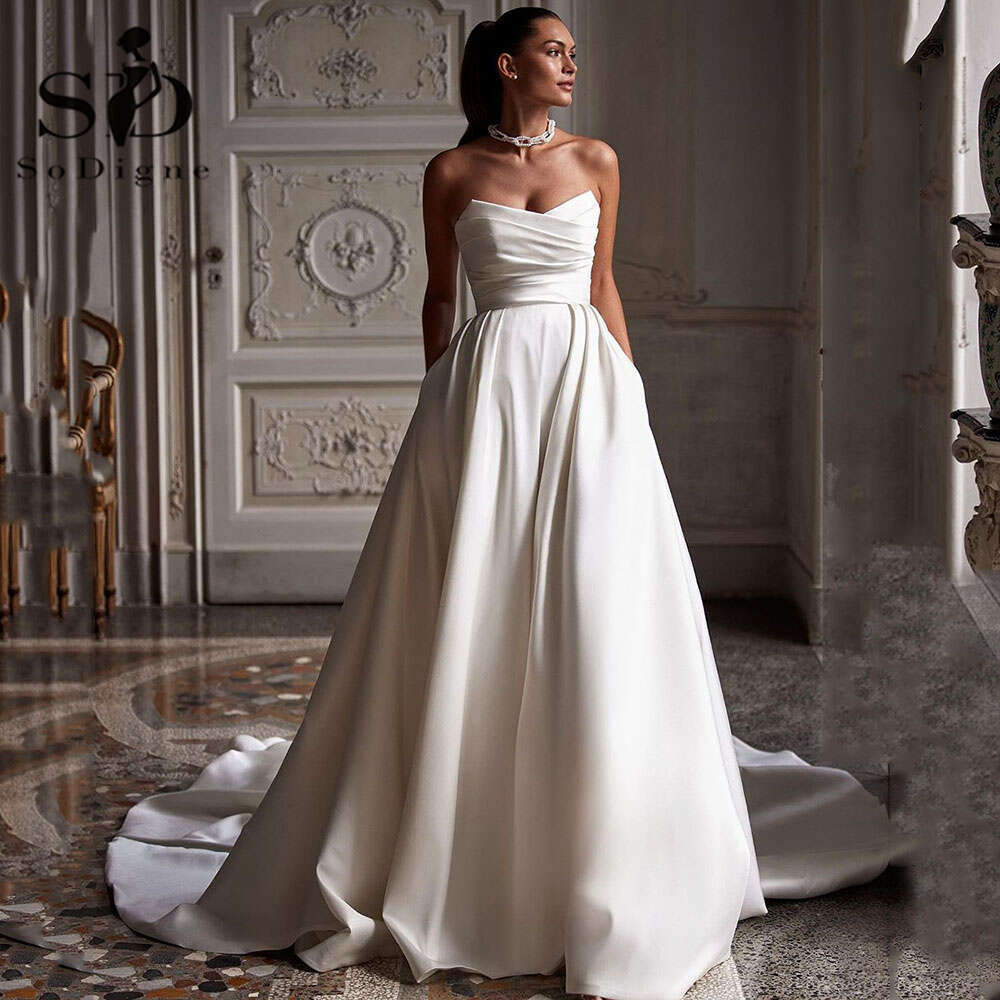 Sodigne Church Simple A E Gown For Women Sweetheart Pleats Backless Wedding Long Reception Party Bride Dress 0212D