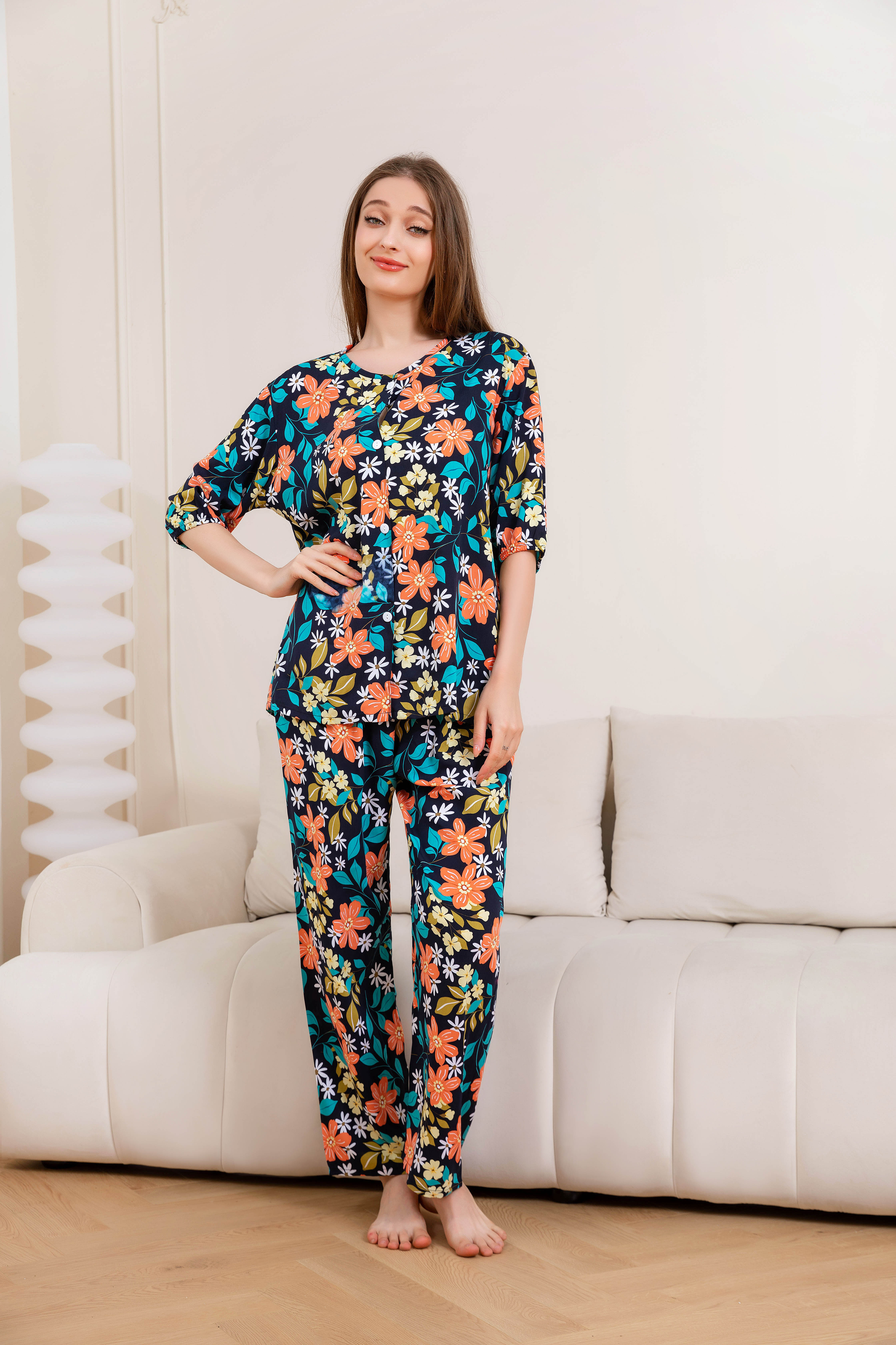 Women's Home Clothes, Pajamas, Black Bottom, Small Floral Pants Set C214