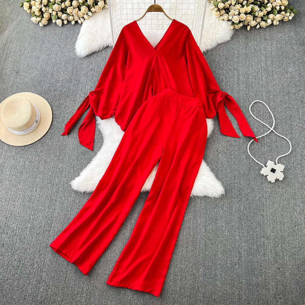 Fashion Set Womens Casual V-neck Loose Bat Sleeve Top with Two High Waisted Straight Wide Leg Long Pants Floral Dress Bifurcated Temperament Round Nec