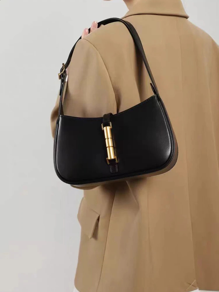 2024 Dongdaemun Armpit Korean Fashion Hot Premium Leather Commuting Handbag | Women's Shoulder Bag |