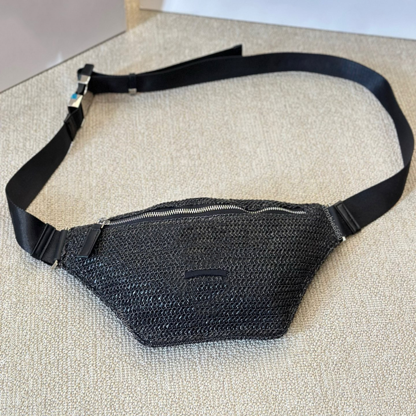 Luxury Designer Men's Women's Straw Belt Bags, Casual Chest Bags, Outdoor Bags, Sports Bags, Shoulder Bags, Crossbody Bags, Cosmetic Bags, Phone Bags, Cycling Bags, Travel Bags