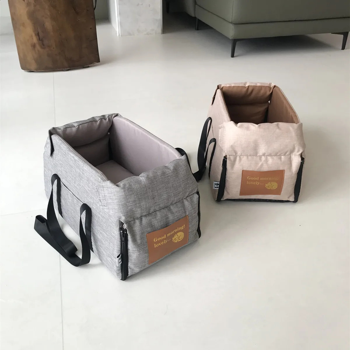 Dog Car Seat Bed Car Central Dog Car Seat Bed Portable Dog Carrier for Small Dogs Cats Safety Travel Bag Dog Accessories 240828