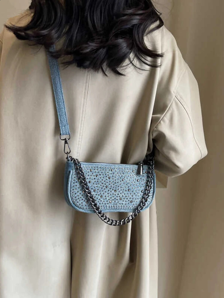 Womens 2024 Fashion Version Chain Shoulder Cross Body Bag Solid sequined Denim Handbag Communicating Card Pack 240723Zl