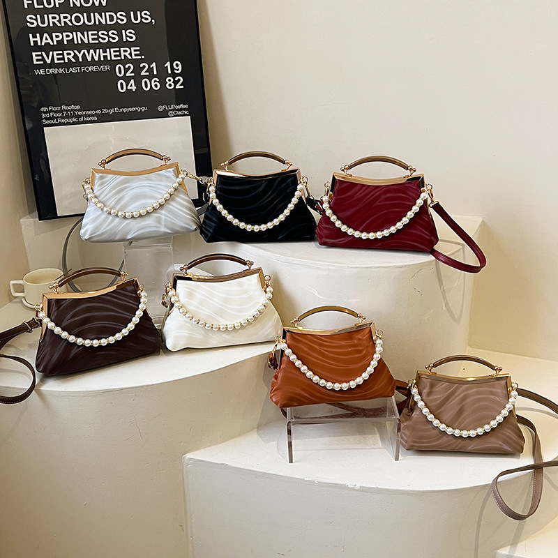 2024 new trendy and fashionable clip on shell bag, pearl handbag, stylish single shoulder diagonal cross women's bag H723#33 ddmybear