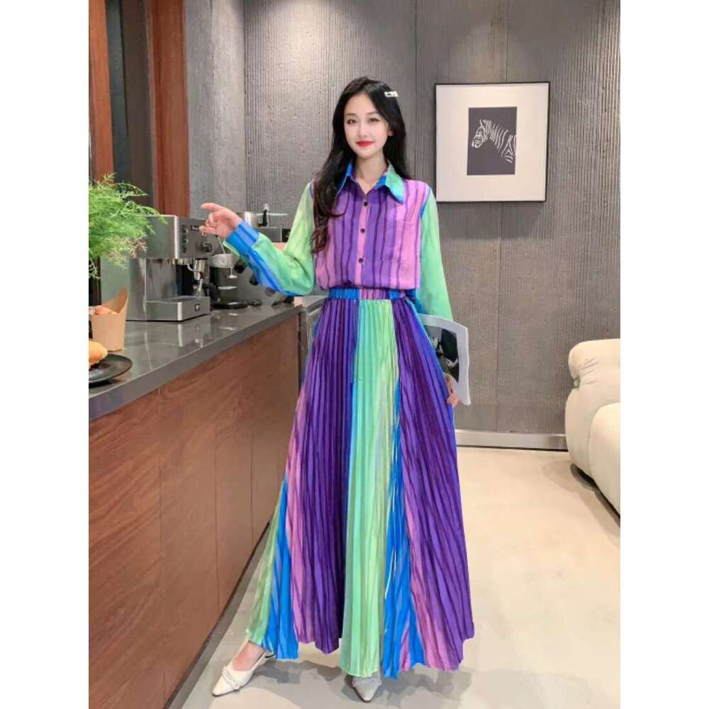 Temperament Womens New Light Mature Wind and Snow Spinning Grade Long Sleeved Top High Waist Hundred Pleated Half Skirt Set of Two BOHO DRESS SKINNY D