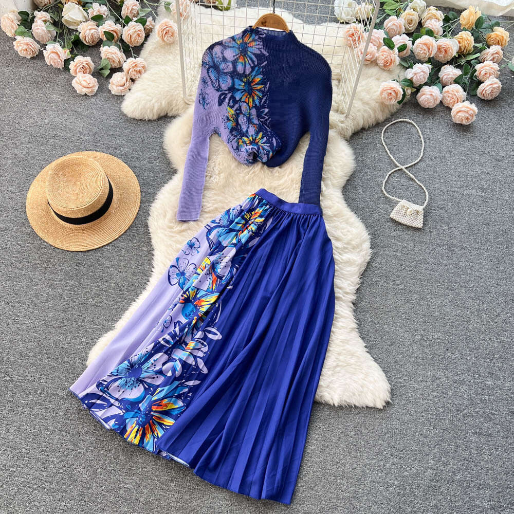 French Fragrance for Womens 2023 Autumn New Printed Knitwear+pleated Half Skirt Two Piece Set Fashion Short Waist Temperament Lace Dress SKINNY DRESS