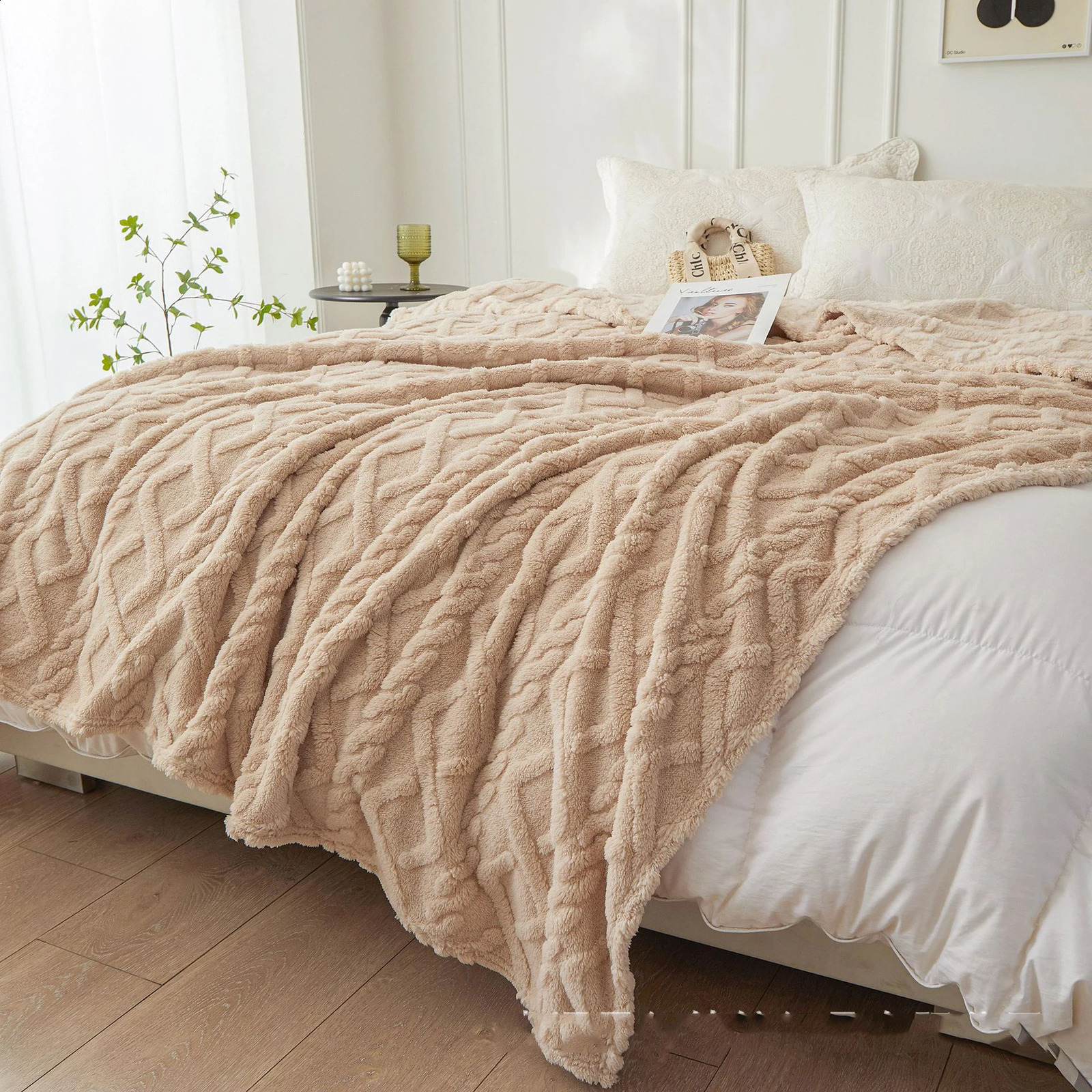Winter Blanket Home Warmth Sherpa Soft Sofa Cover Throwing born Packaging Childrens Bedding Travel Wool Thick Warm 240723