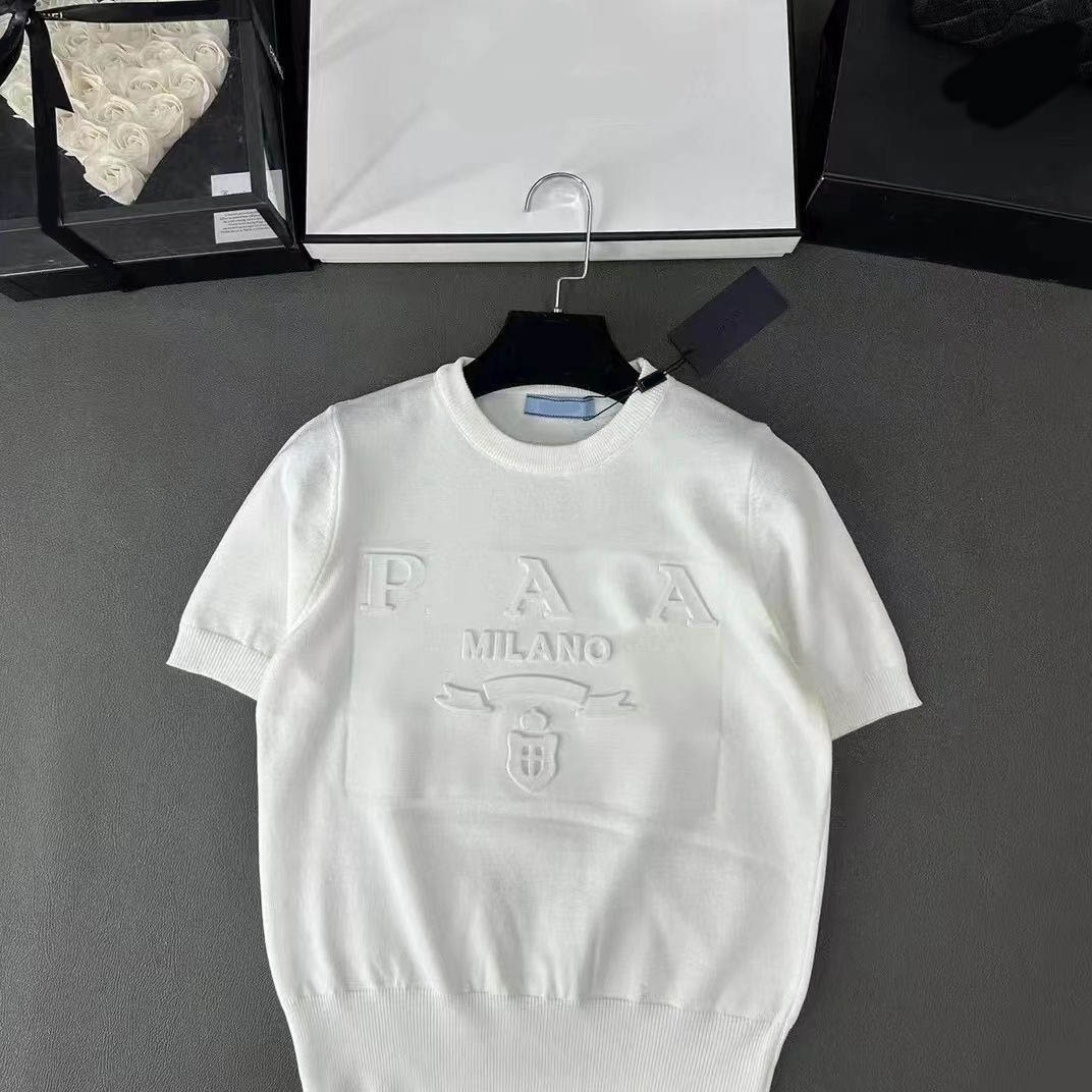 Luxury Women T-shirt Designer Women T-shirts Brand Fashion Short Sleeves Classic Soft Print T Shirt Letter Summer Trendy Tops -12 High Quality Tee DZD2407231