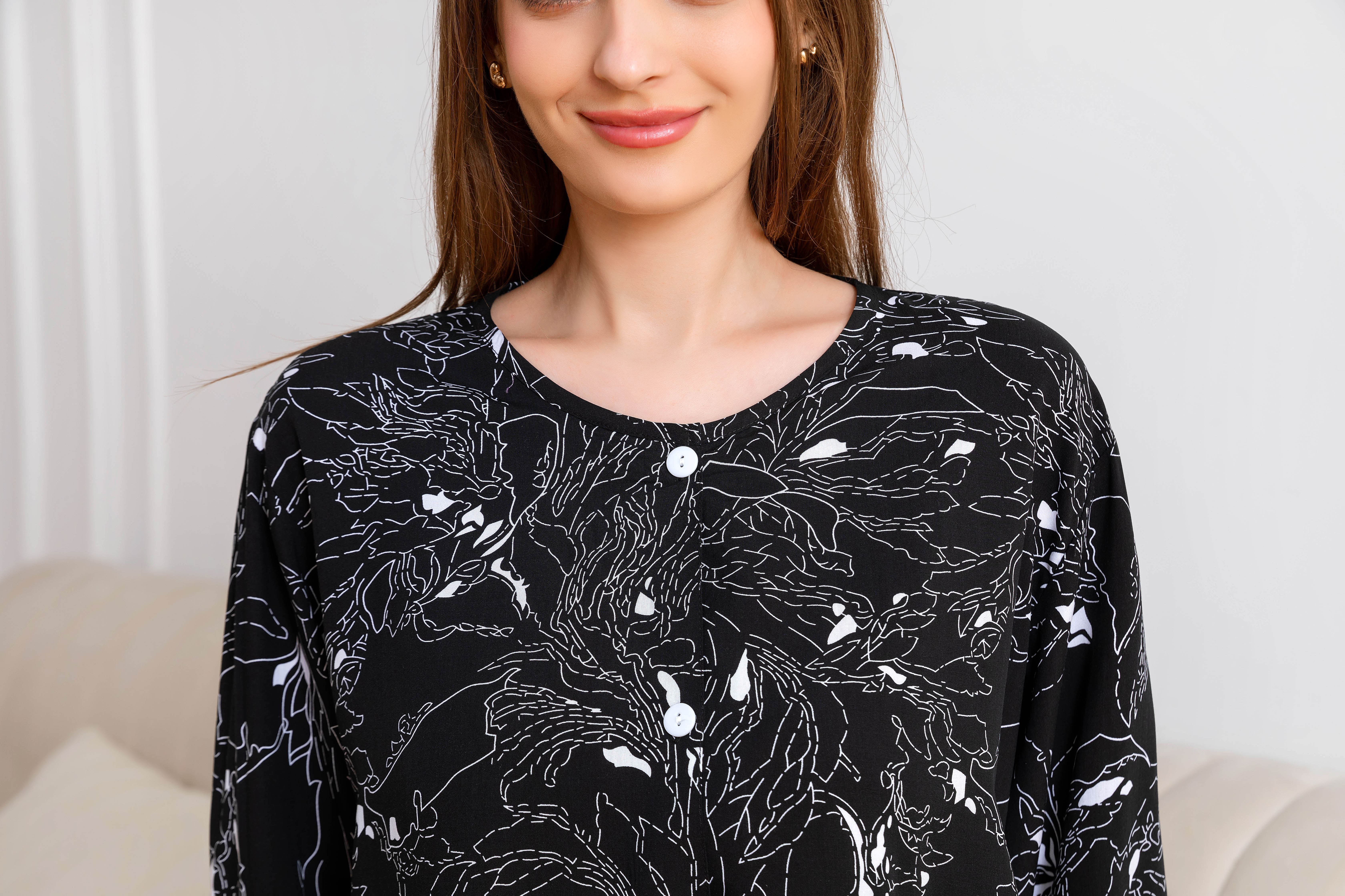 Women's home clothes, pajamas, black background, white leaf pants set C209