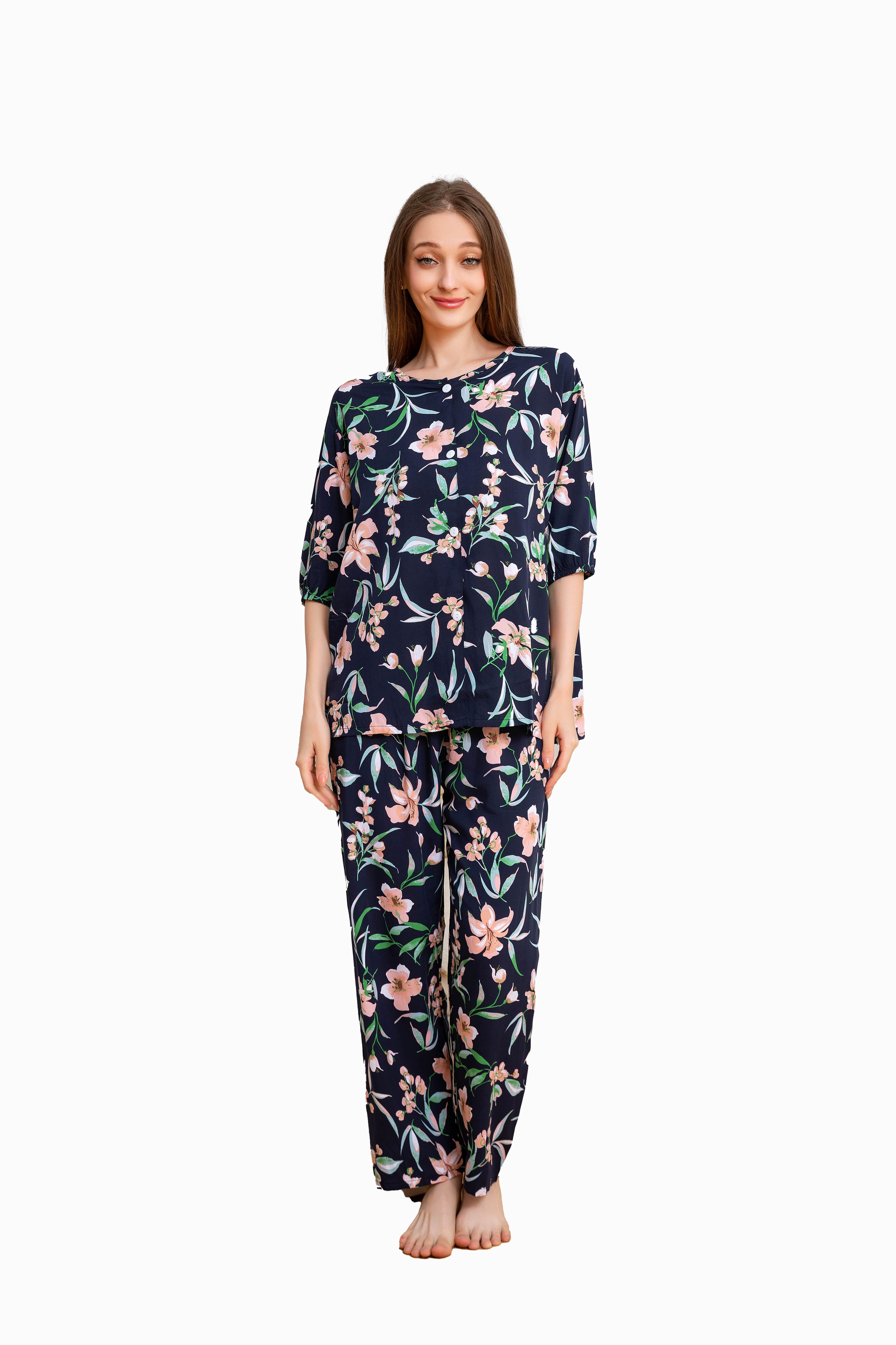 Women's Home Clothes, Pajamas, Black Bottom, Gardenia Flower Pants Set C208