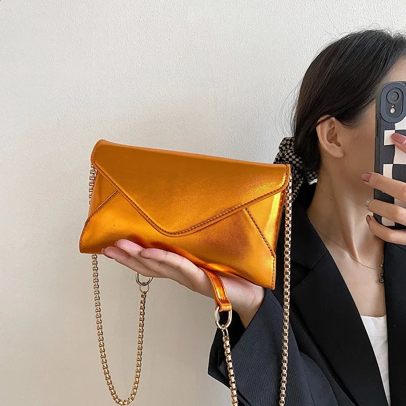 Womens Evening Shoulder Bag Leather Clutch Purse Wedding Party Prom Envelope Handbag Silver Crossbody with Chain 240722