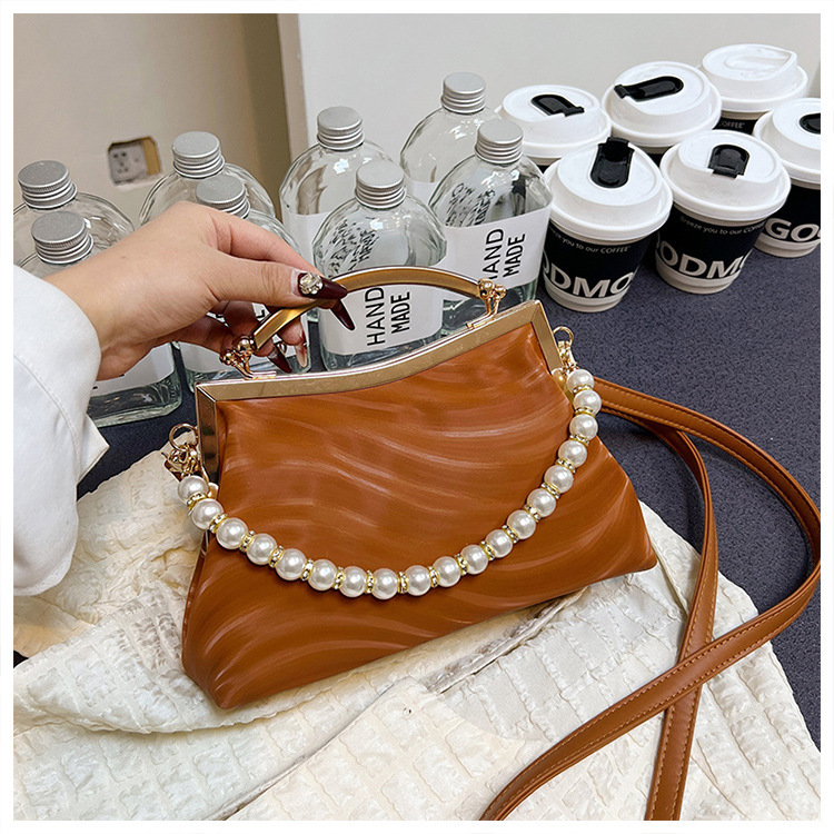 2024 new trendy and fashionable clip on shell bag, pearl handbag, stylish single shoulder diagonal cross women's bag H723#33 ddmybear