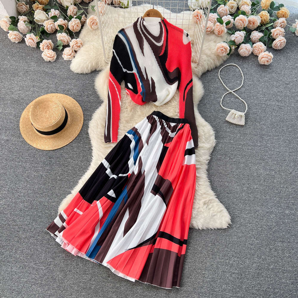 French Fragrance for Womens 2023 Autumn New Printed Knitwear+pleated Half Skirt Two Piece Set Fashion Short Waist Temperament Lace Dress SKINNY DRESS