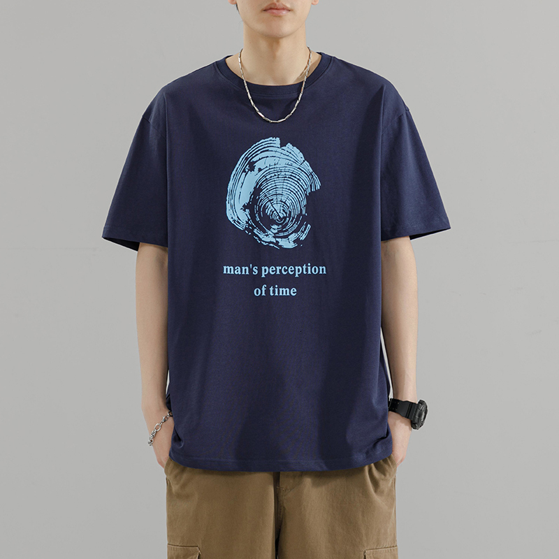 Summer new ice sensation short men, loose and niche design, printed half sleeved T-shirt for men