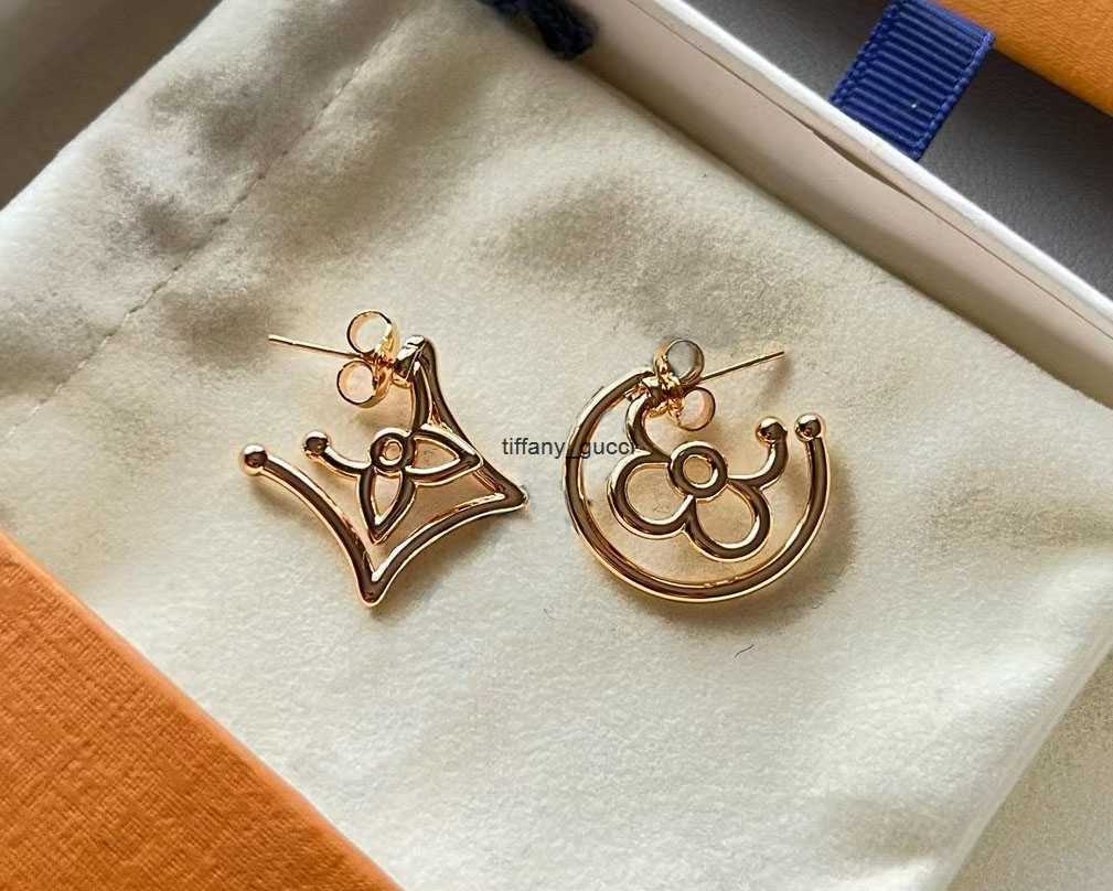 Fashion New Stud Ea… - image