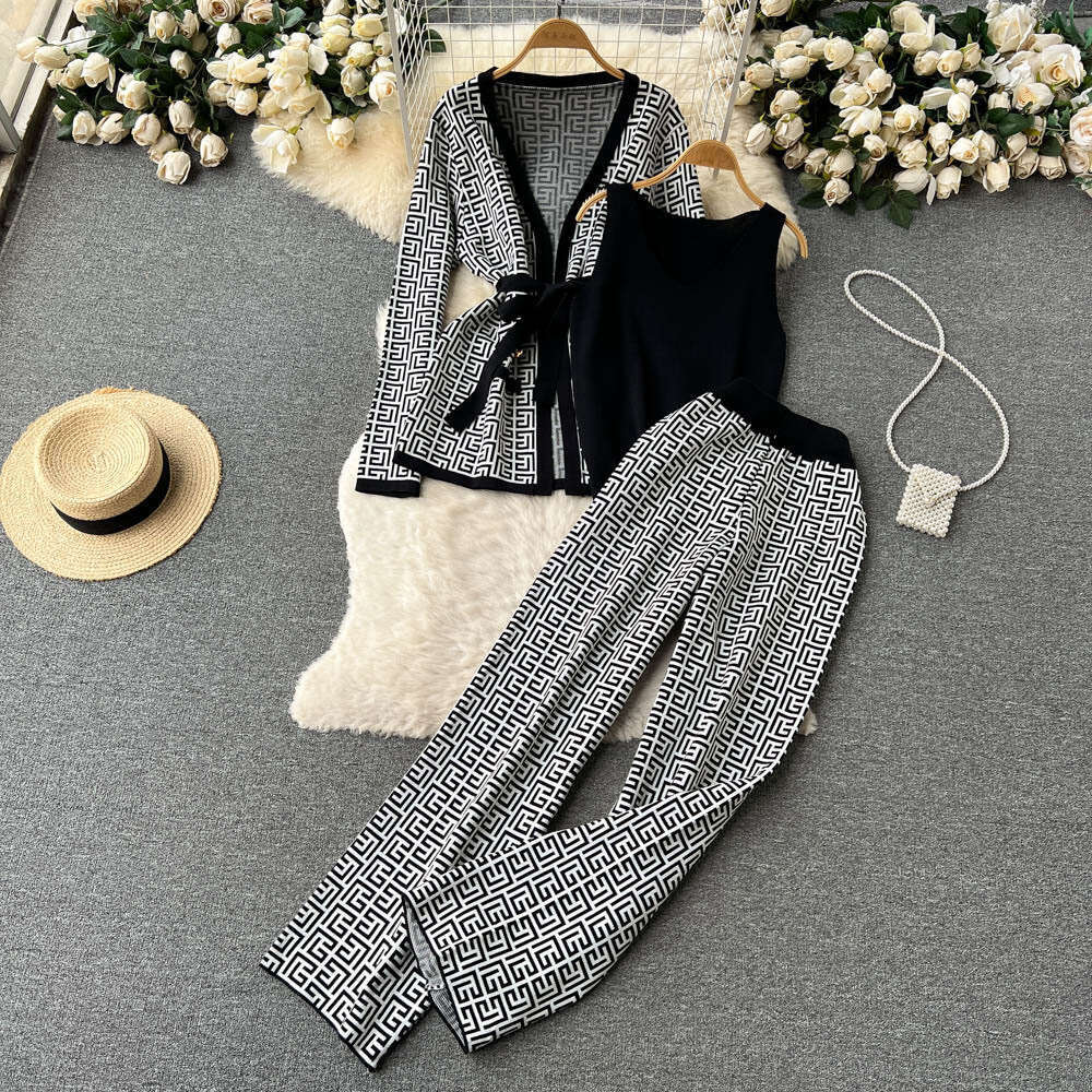 Printed Casual Suit Womens Shawl Jacket+v-neck Bottom Knit Sweater+wide Leg Pants Three Piece Set Short Loose Temperament SKINNY DRESS Lace Dress