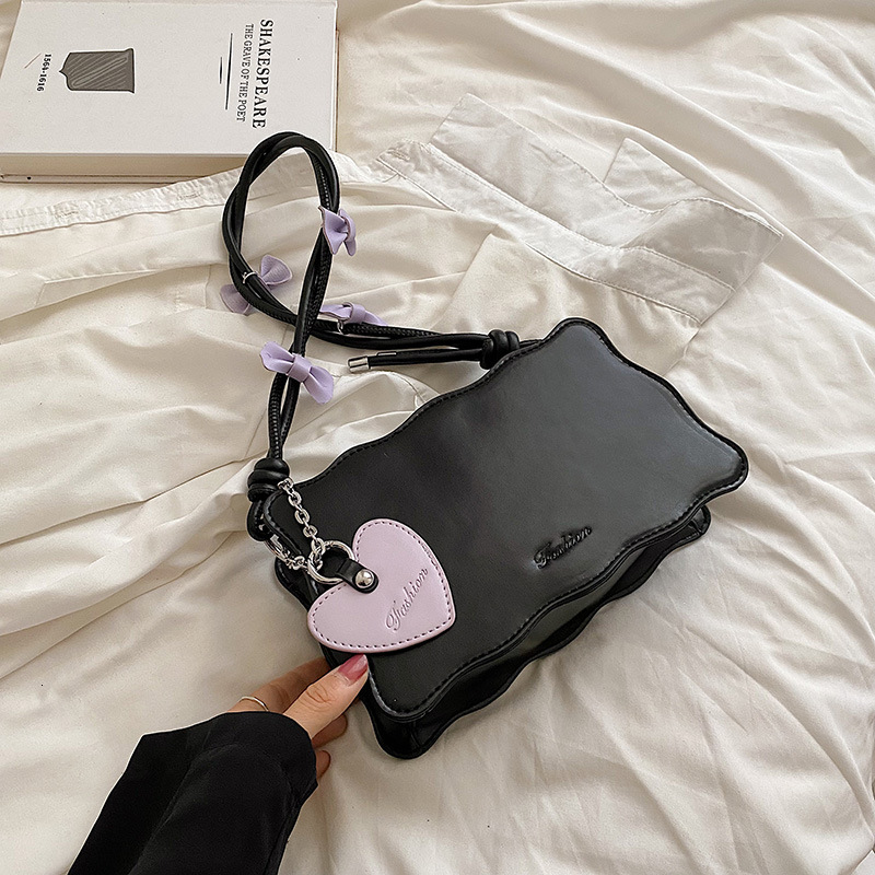 Small Korean style armpit for women in summer 2022, new butterfly bow girl small square bag, fashionable and stylish shoulder bag H724#30 ddmynov