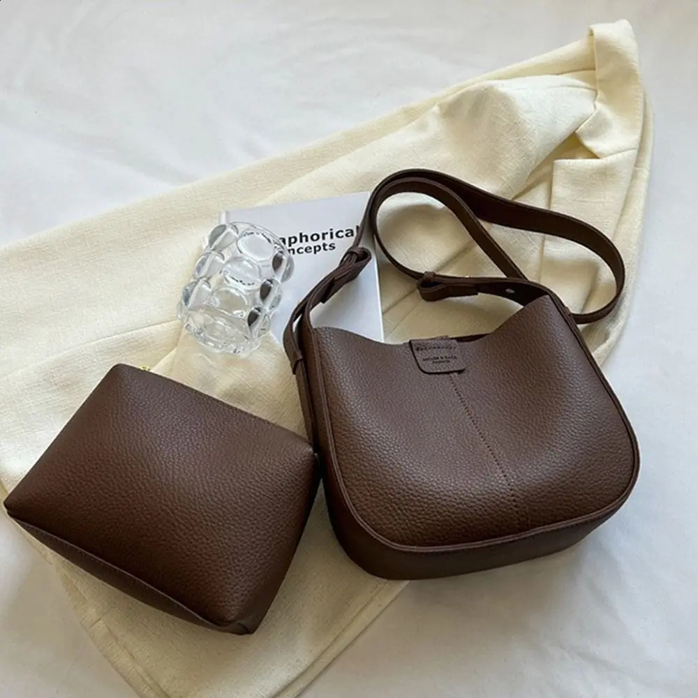 Fashion womens bag solid color Pu shoulder Bolsa bucket bag Korean high-capacity handbag inner bag cross body bag 240912