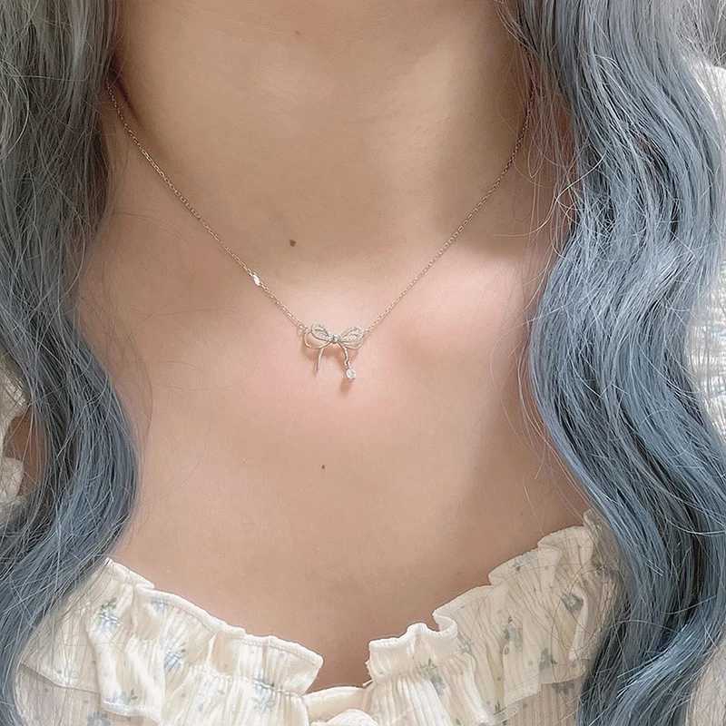 Korean Fashion Shiny Zircon Bow Knot Pendant Necklace Exquisite Female Butterfly Buckle Cute Necklace Jewelry Gift W240731