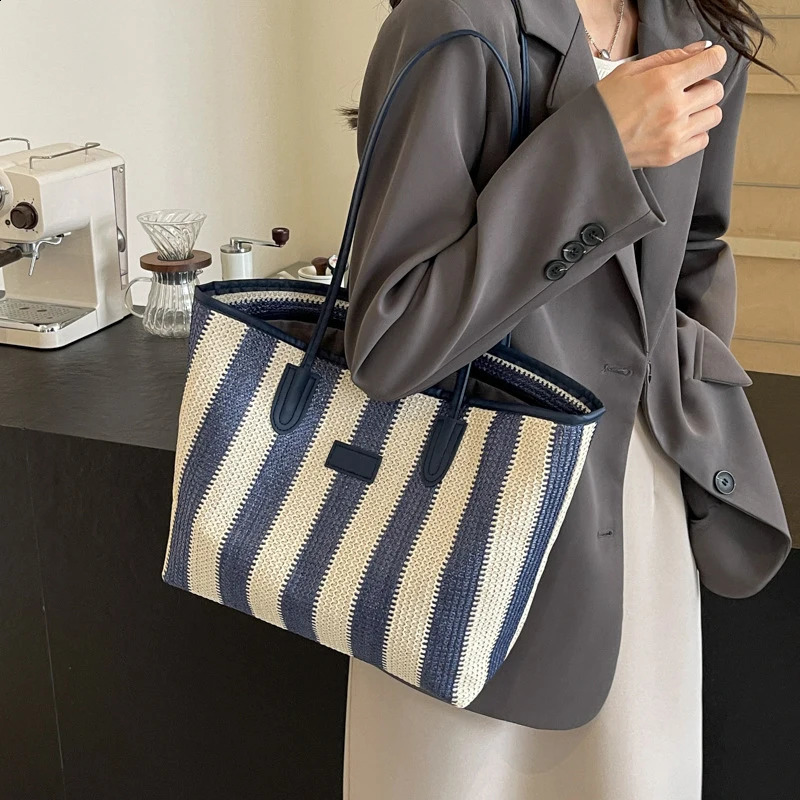 Weave Tote Bag Summer Beach Straw Handbags and Purses Female Bohemian Shoulder Bags for Women Travel Shopping Bags 240724