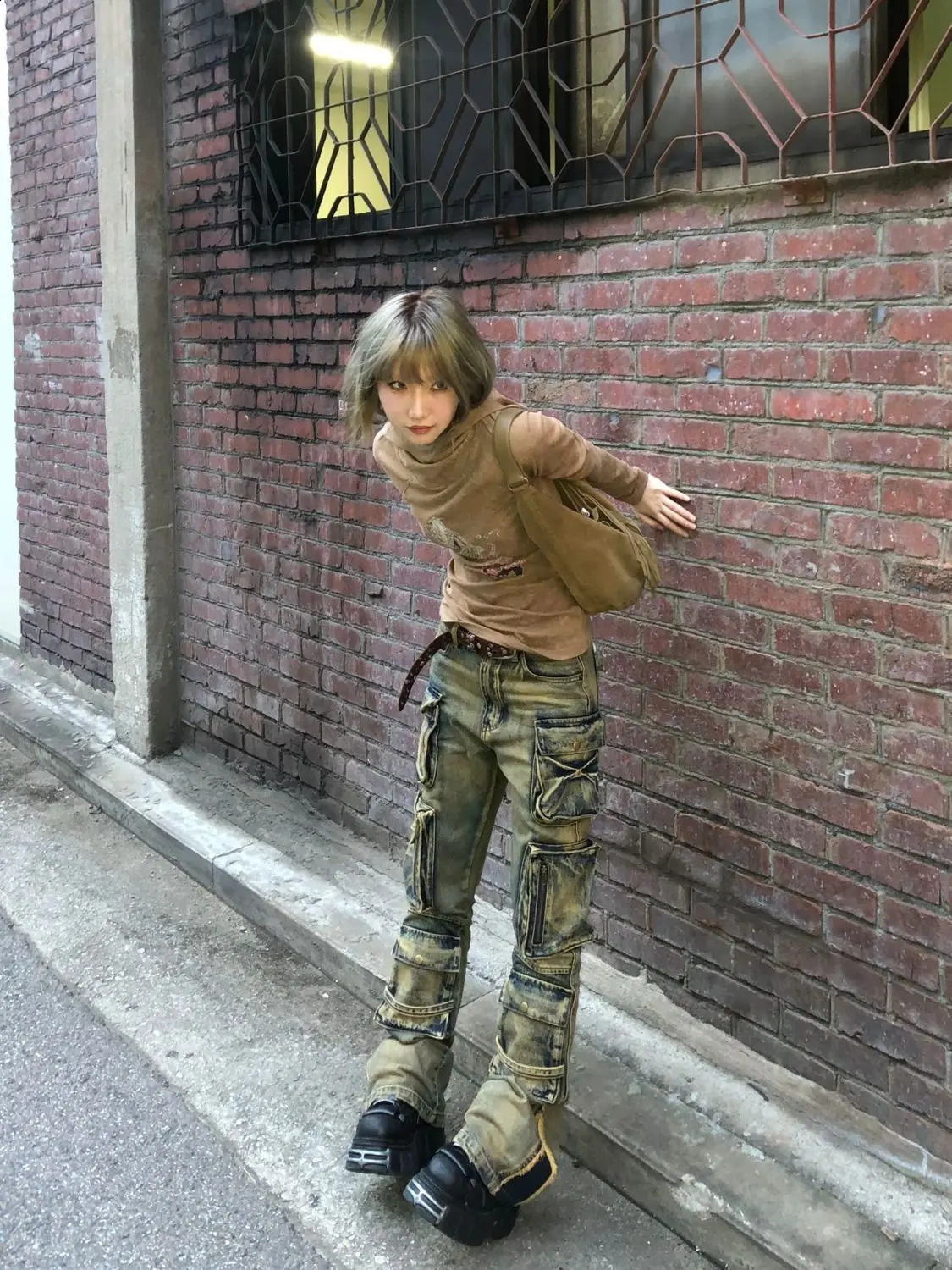 Stylish Street Pocket Cargo Pants for Women American Retro Straight Jeans Japanese Harajuku Style Y2k Trousers Women Jeans 240806