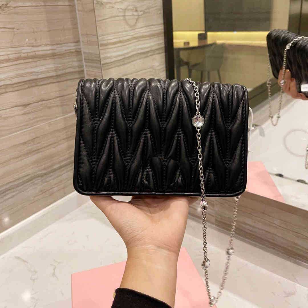 Cross Body Bags Women Wallet Fashion Purse High Qulity Handbag Gold Chain With Crystal Pleated Leather Small And Light Clutch 211021